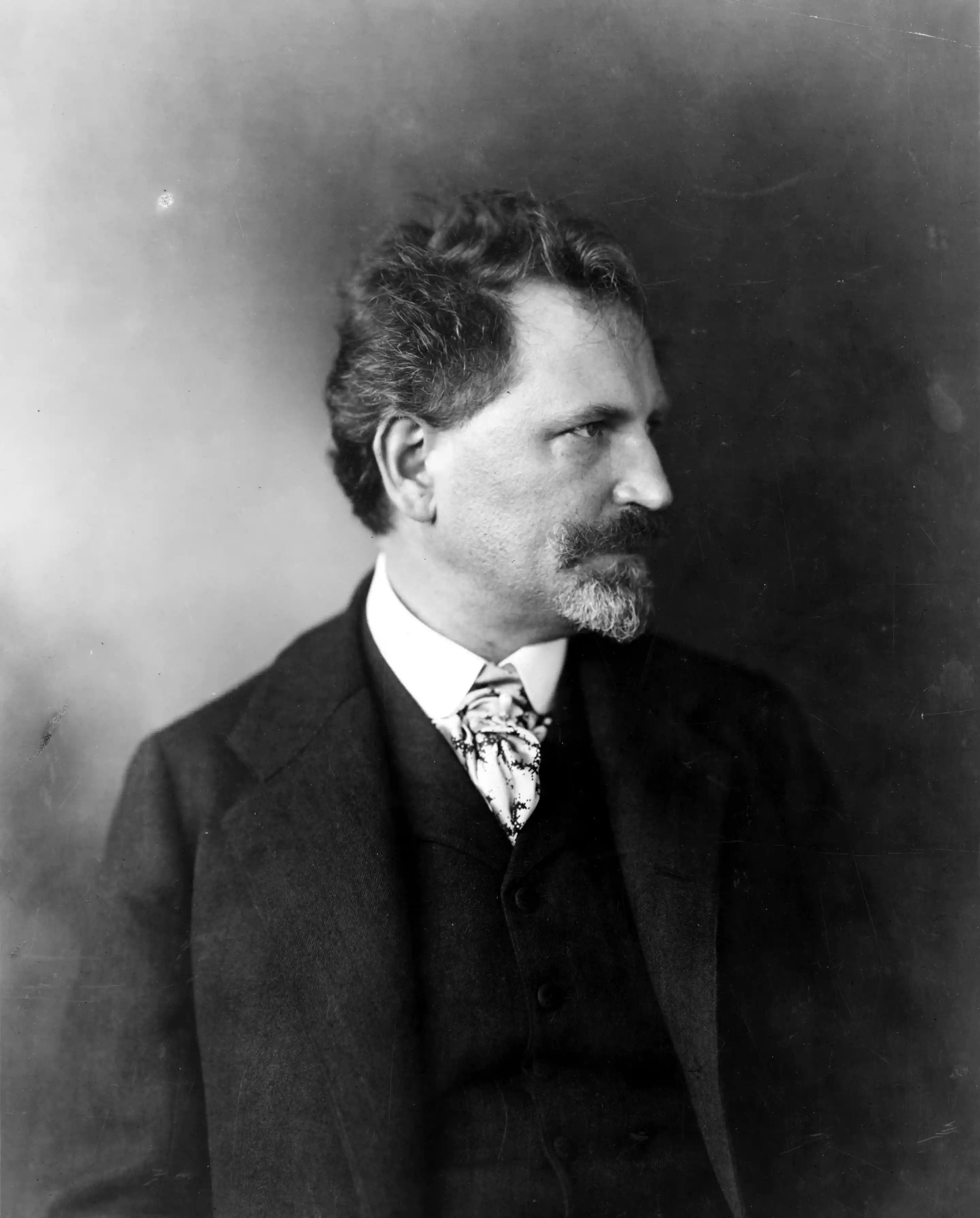 Artysta  Alfons Mucha (1860 - 1939) – Galeria Sztuki Foksal17